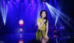 Thu Phương vẫn hát dù không có học trò trong liveshow